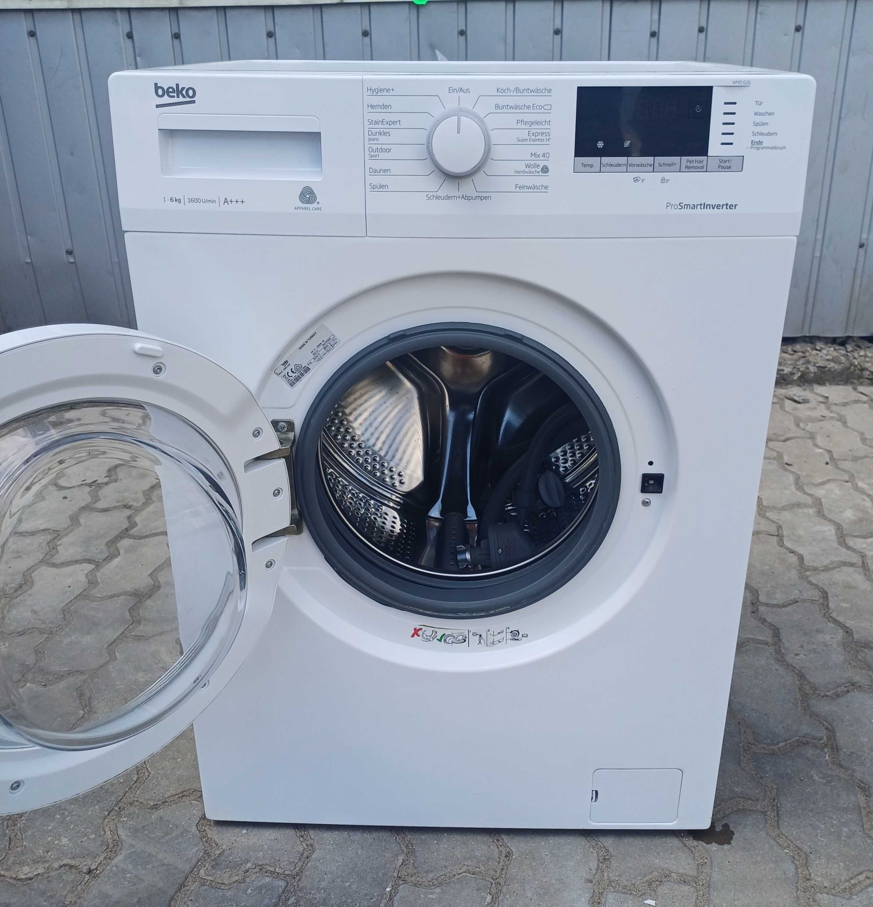Вузка пральна машина Beko WMO 626 6 кг 1600 об ProSmart інвертор б/в