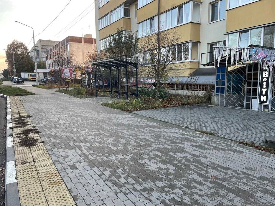 Оренда комерція магазин офіс склад аптека приміщення  105 кв м