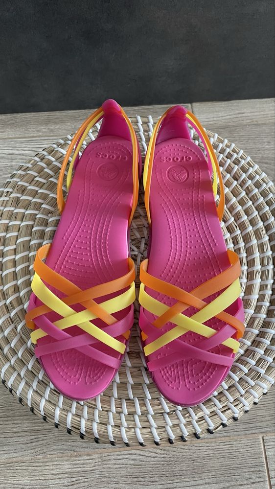 Crocs baleriny Huarache Flat Fuchsia/Grapefruit W7 37/38