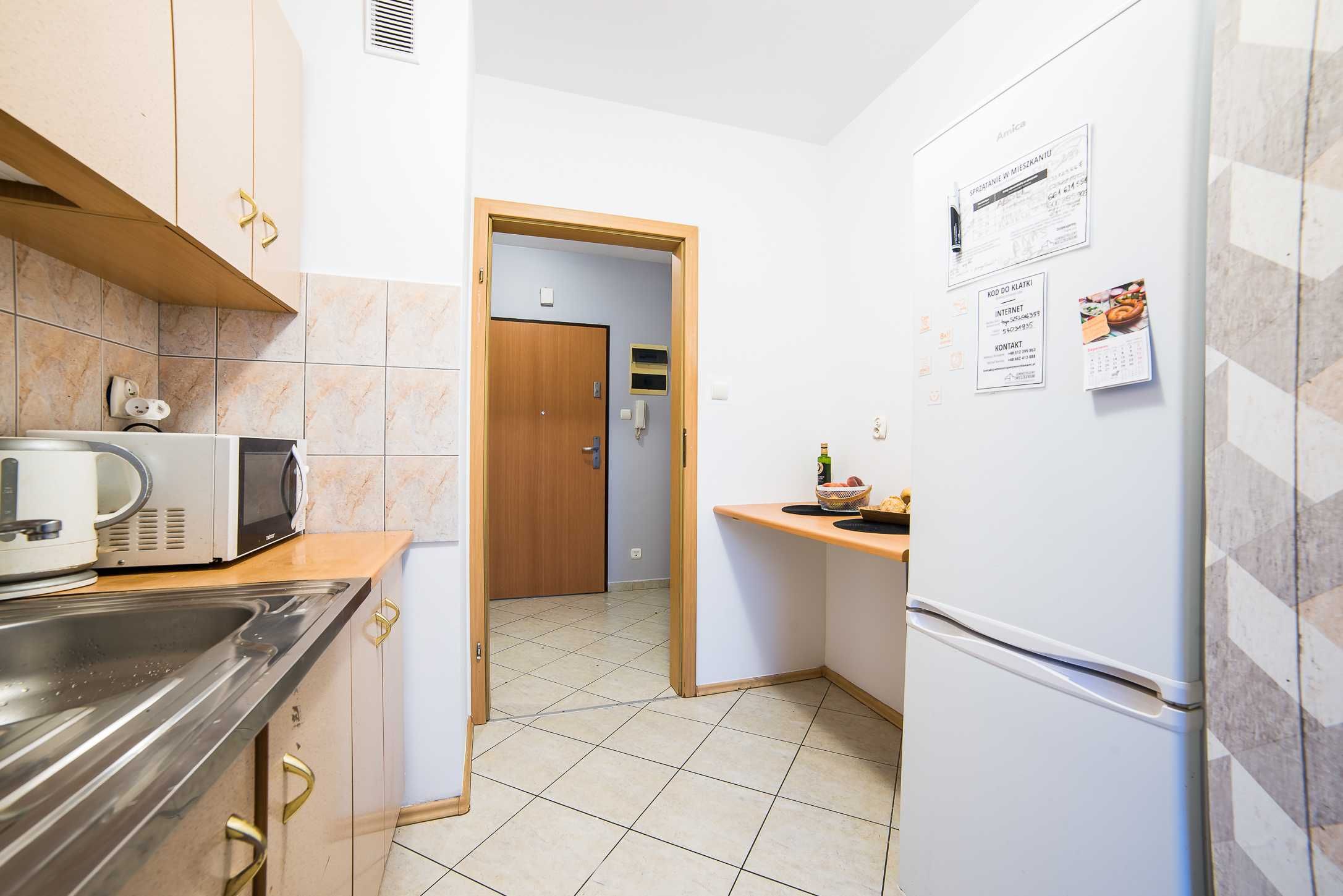 Pokój 11 m², cicho i blisko Lumumby, balkon, Matejki 7