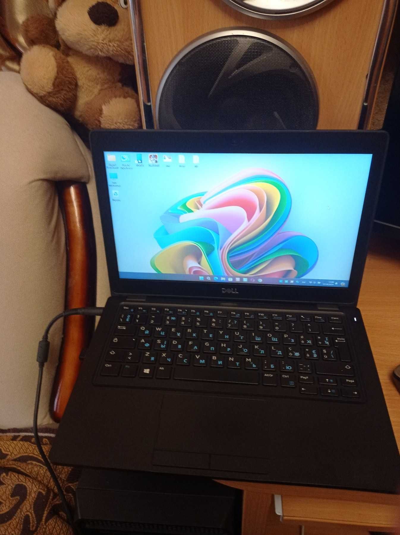 Ноут DELL 5290\i5-8250u 4(8) до 3.4GGz \DDR4 16GB\SSD