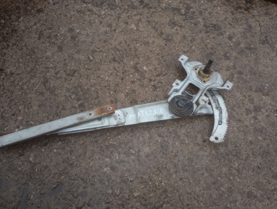 Daewoo Matiz mechanizm podnośnik szyby lewy przód manualny