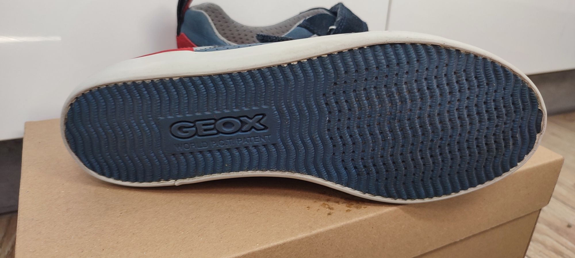 Geox buty chłopięce rozmiar 38 skóra naturalna
