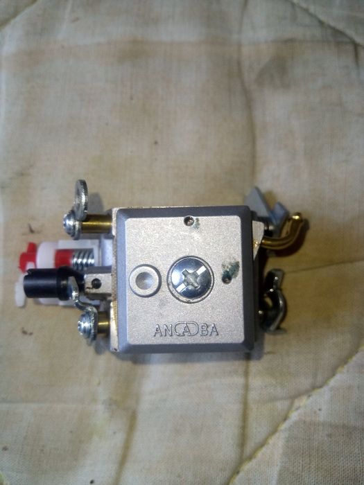 Gaźnik do pilarki Husqvarna z pompką