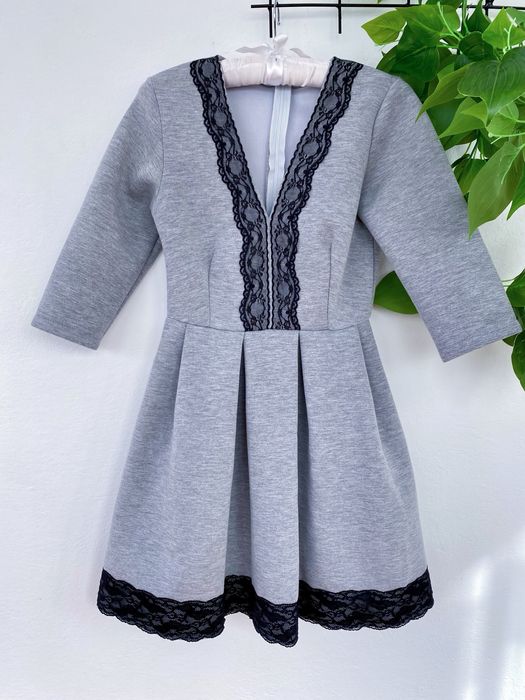 Szara elegancka sukienka