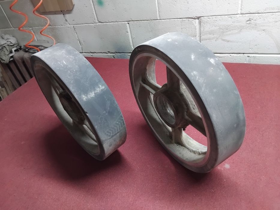 Продам колеса на гріндера