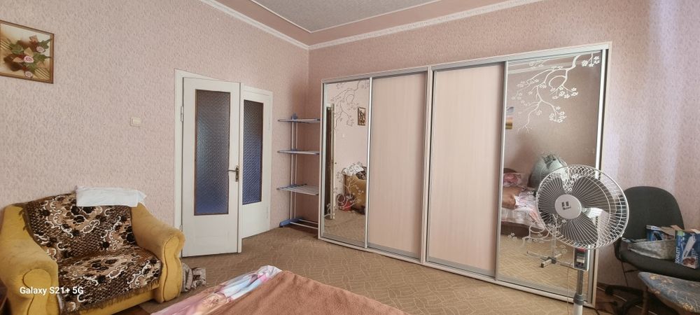 Будинок в Закарпатті, будинок в селі