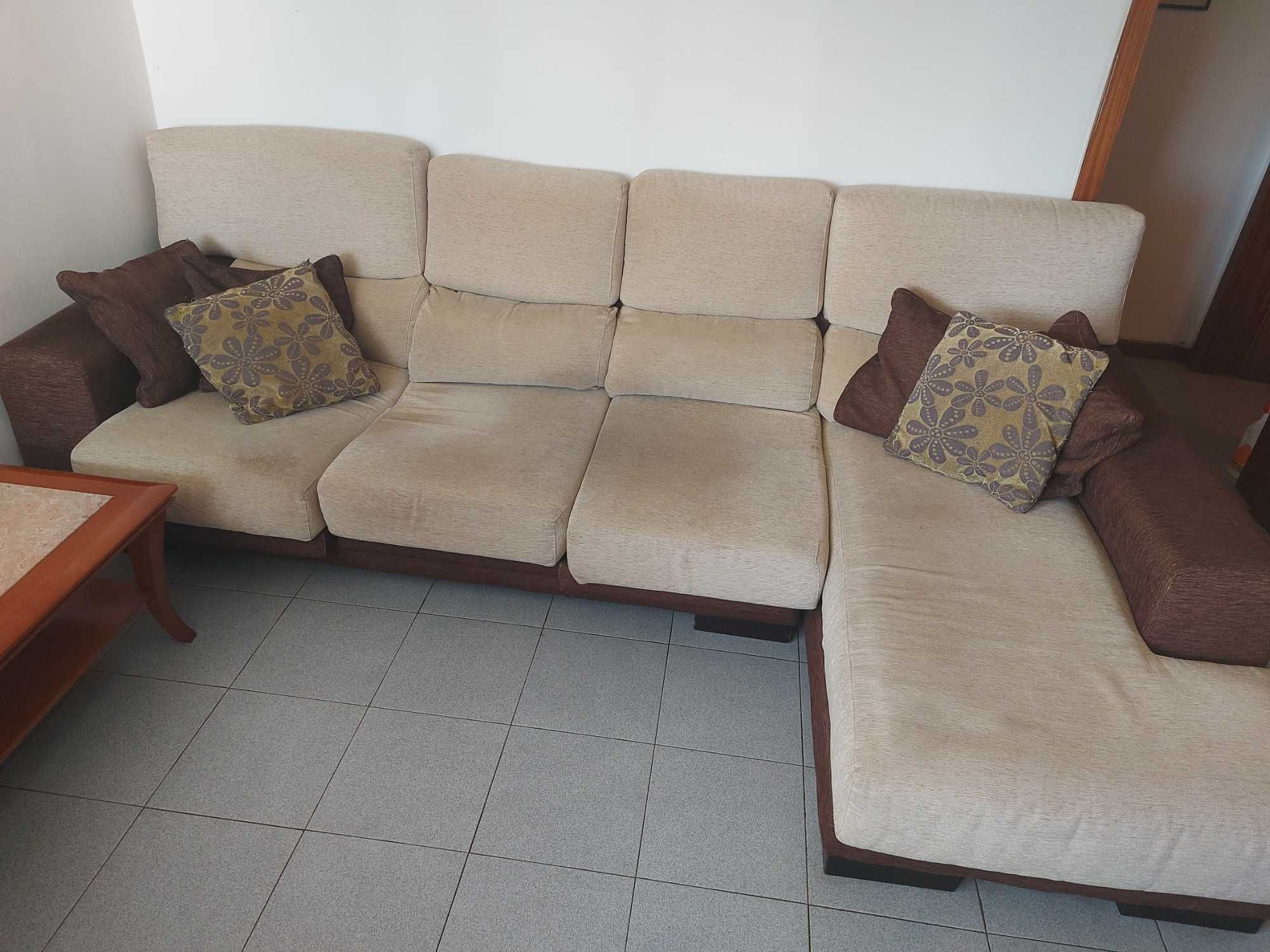 Sofá c/chaise longue