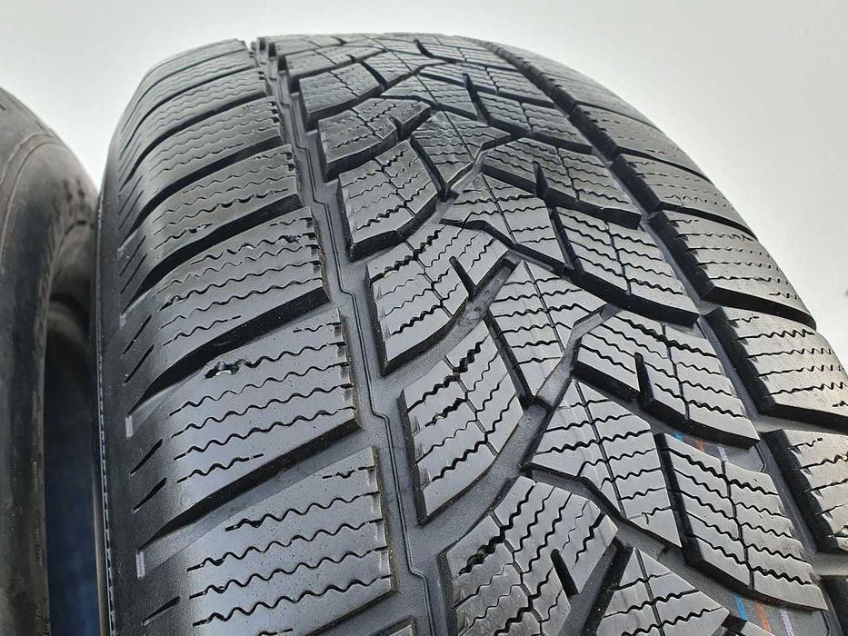 2x Opony zimowe 235/65/17 DUNLOP Winter Sport 5 SUV - 108H XL