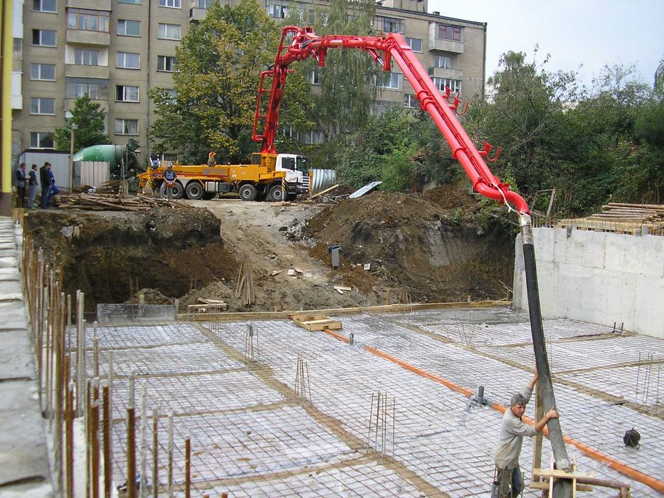 Оренда бетононасосів у Києві та області!