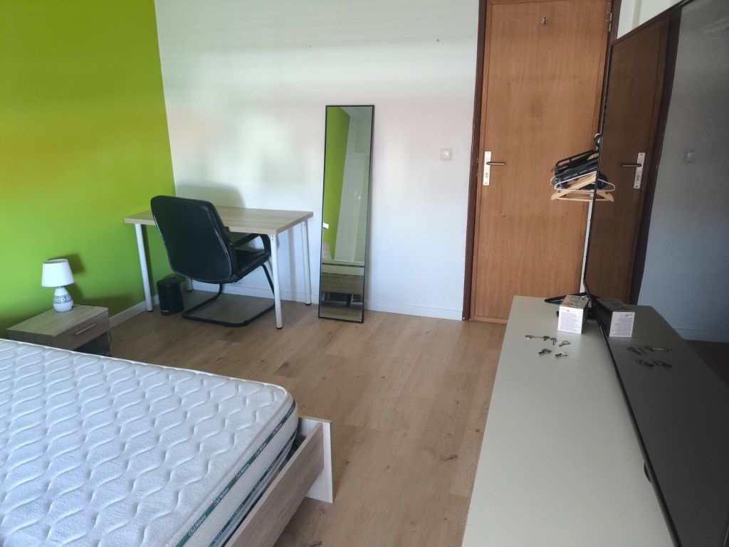 Quarto com Varanda
