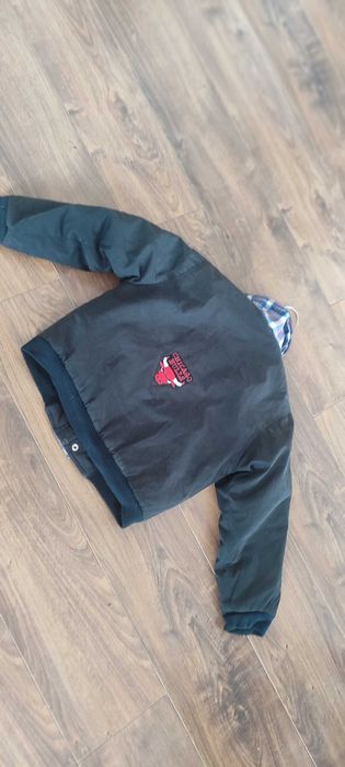 Kurtka jesienna zimowa ocieplana czarna krótka 134