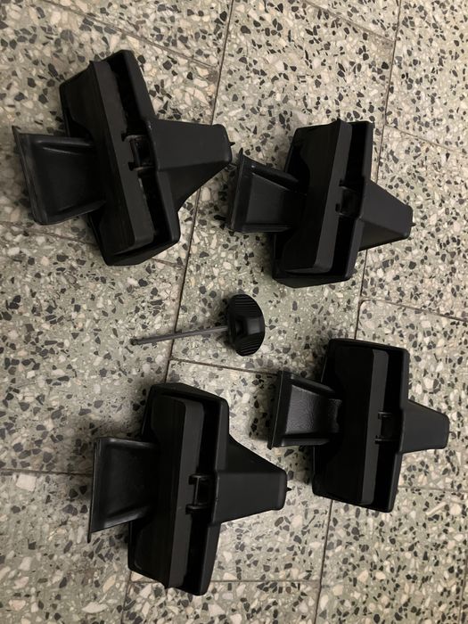 Zestaw montażowy bagażnika dachowego Thule do Fiata 500X