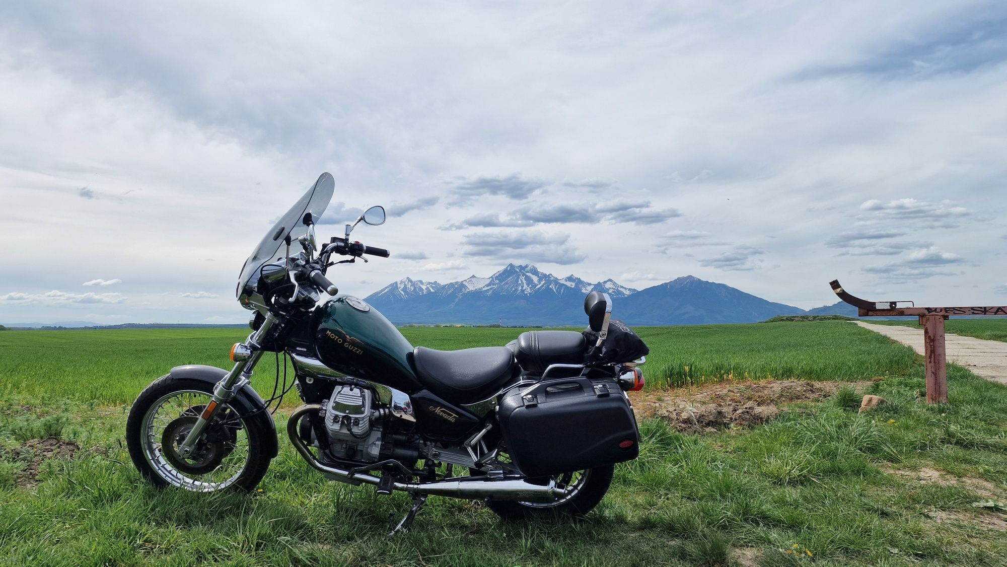 Moto Guzzi Nevada