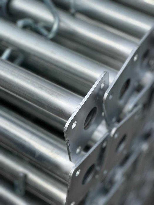 Stemple budowlane metalowe sztyce szalunki stropowe trojnogi głowice