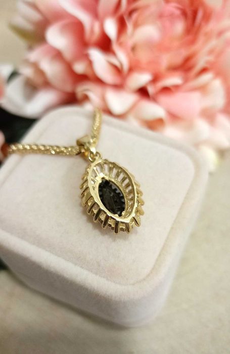 Złota zawieszka p.585/3,62g