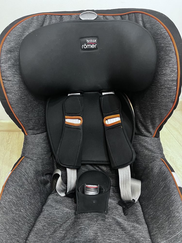 Fotelik britax römer king II LS  9-18