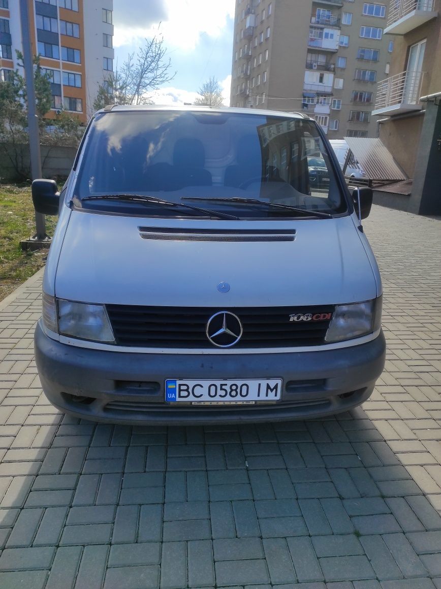 Mercedes-Benz vito