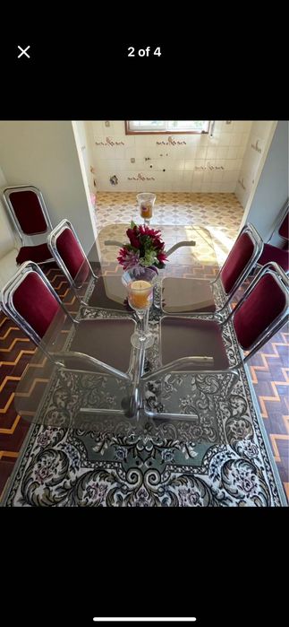 Mesa de jantar com 6 cadeiras