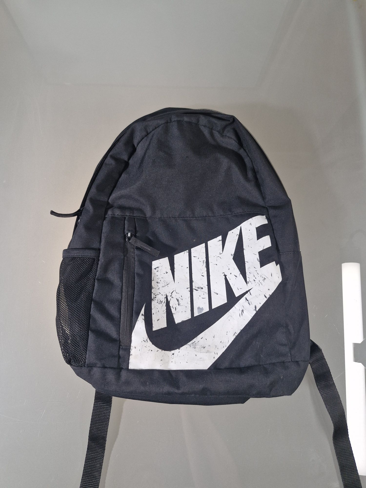 NIKE Elemental Plecak Młodzieżowy 20L Czarny Sportowy Uszkodzony Zamek