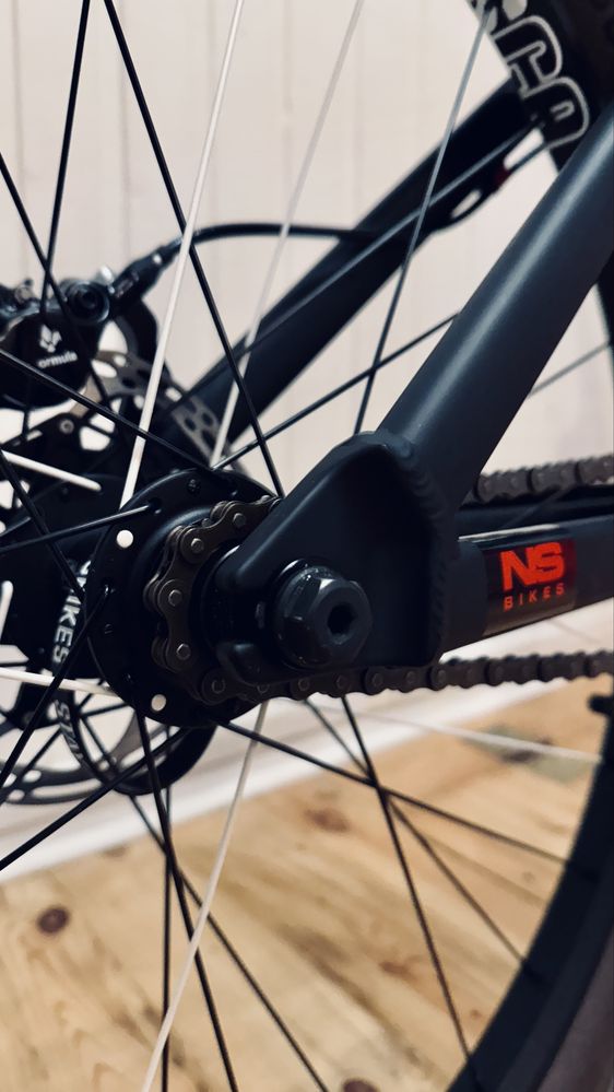 NS Bikes Movement 1 custom dirt/Nowy