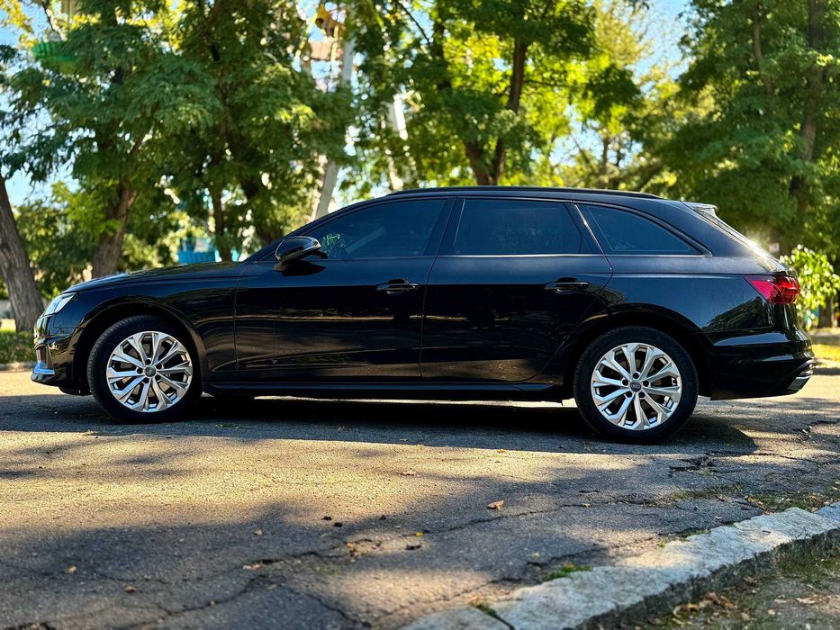 Audi A4 B9  2020