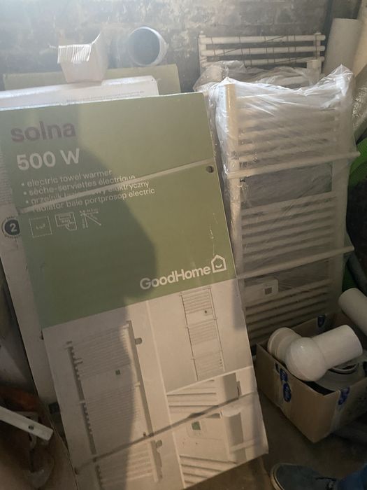 Grzejnik elektryczny łazienkiwy nowy 500 w