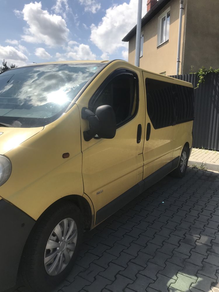 Opel Vivaro 2004р