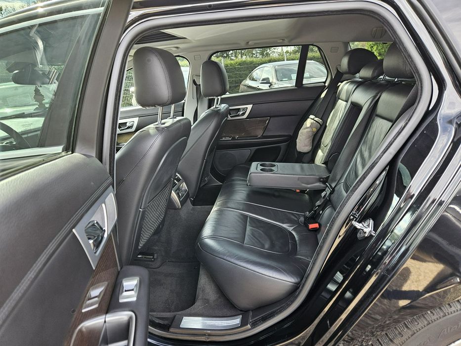 Jaguar XF 2,2 diesel 200 KM Automat nawigacja