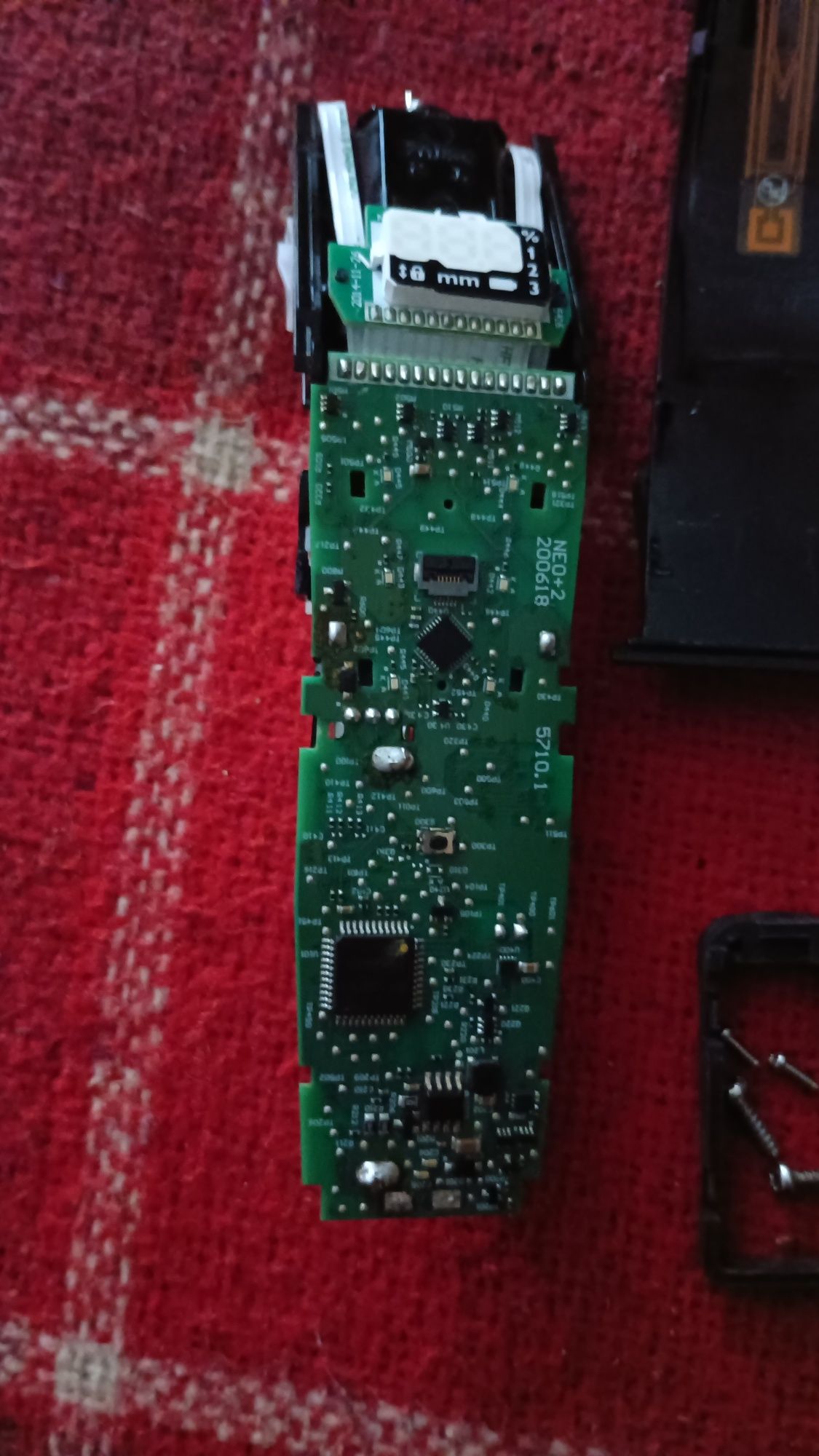 На запчасти машинка для стрижки Philips hc9450 /20