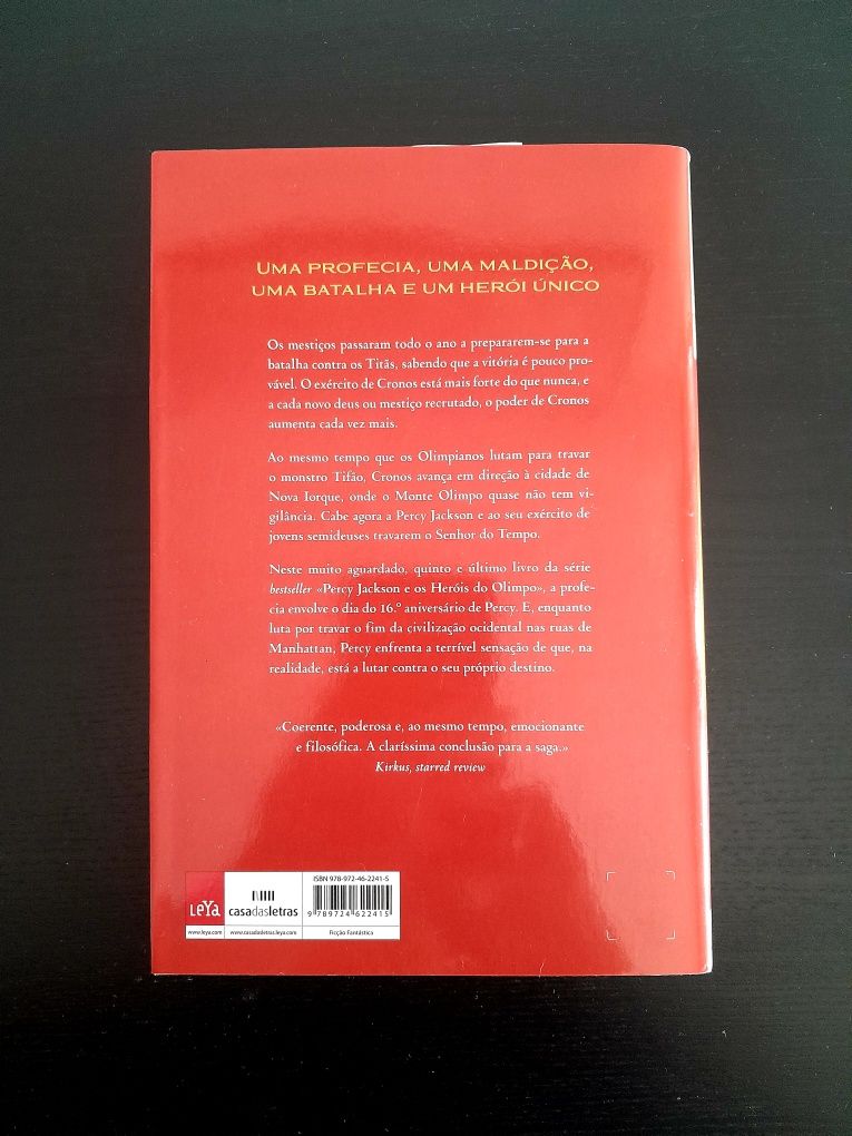 Livro - "Percy Jackson e o Último Olimpiano"