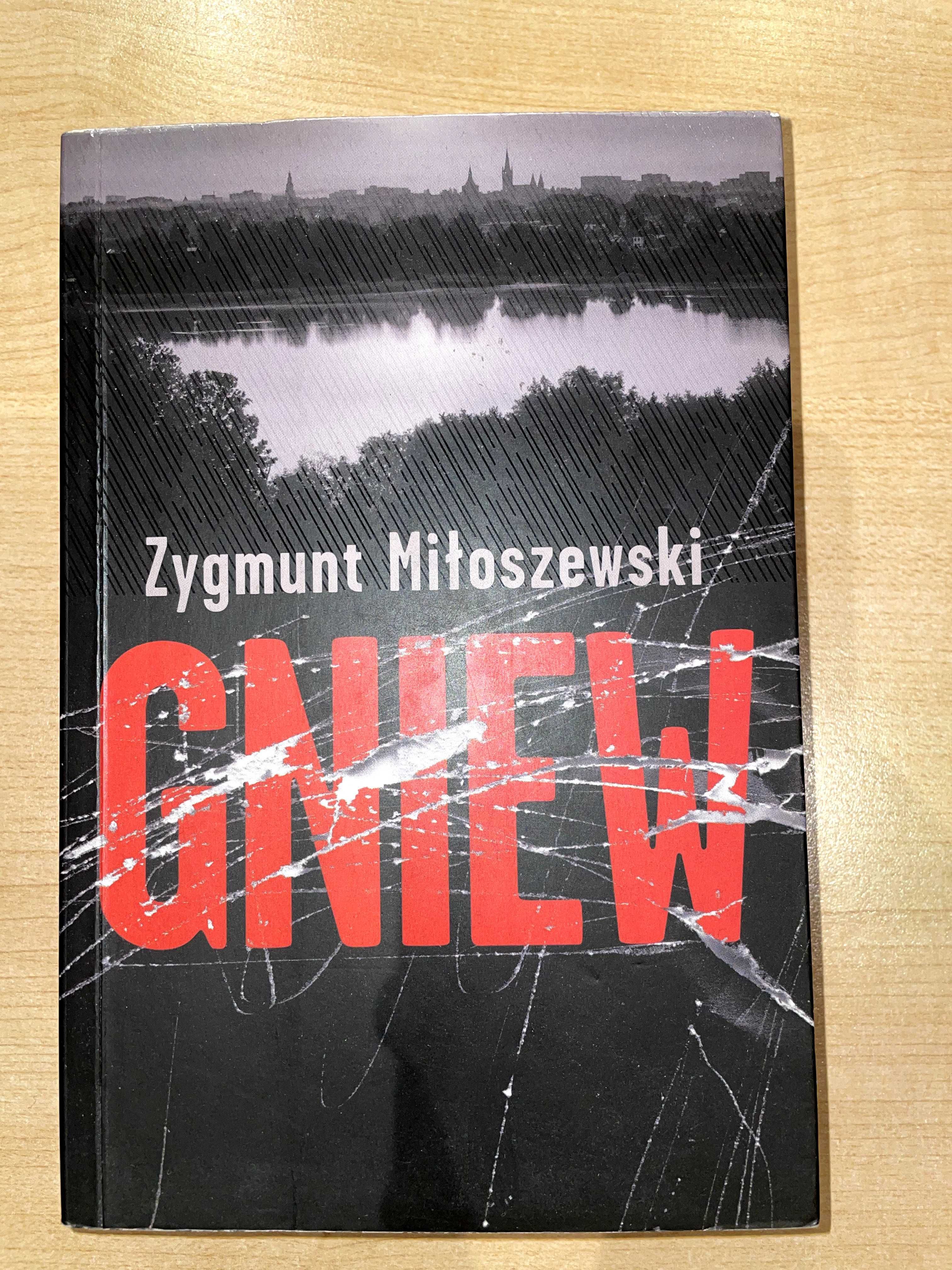 Zygmunt Miłoszewski Zest.: Trylogia Szacki , Domofon , Bezcenny cz.1