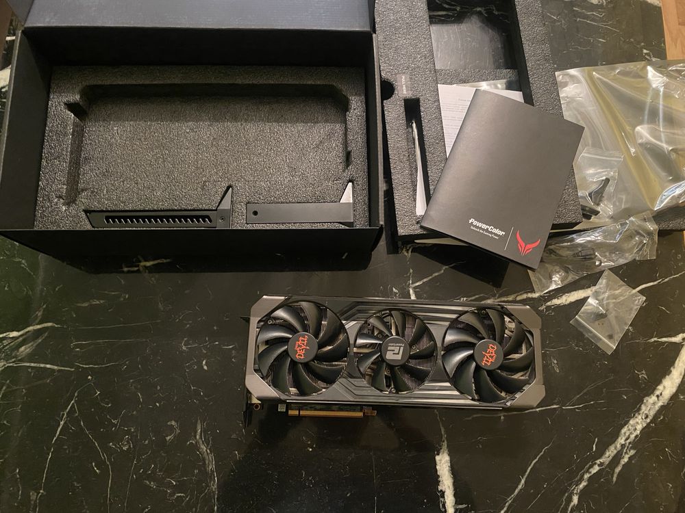 Radeon RX 6900 XT Red Devil