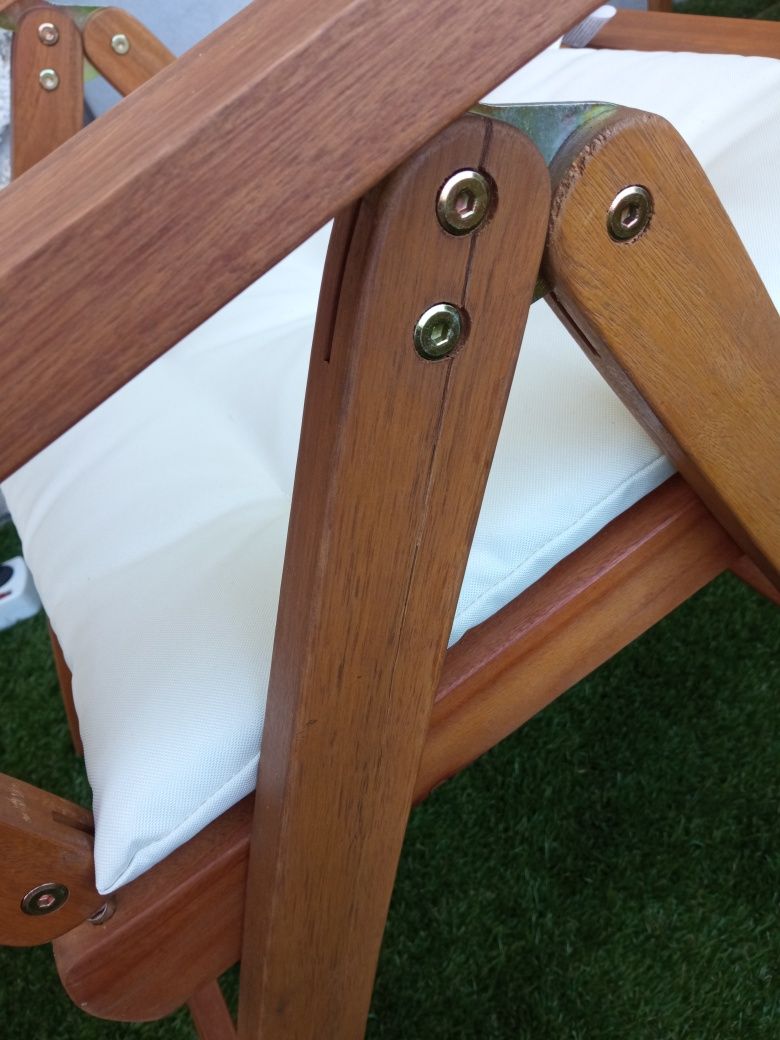 Mesa cadeiras jardim