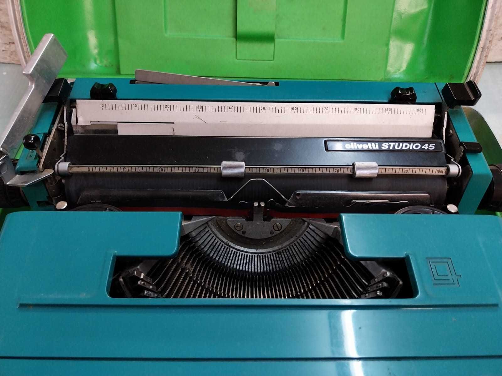 Máquina de Escrever Olivetti Studio 45