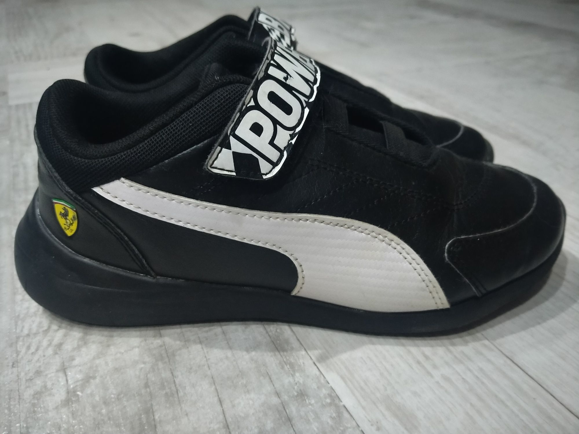 Czarne adidasy Puma Ferrari 34