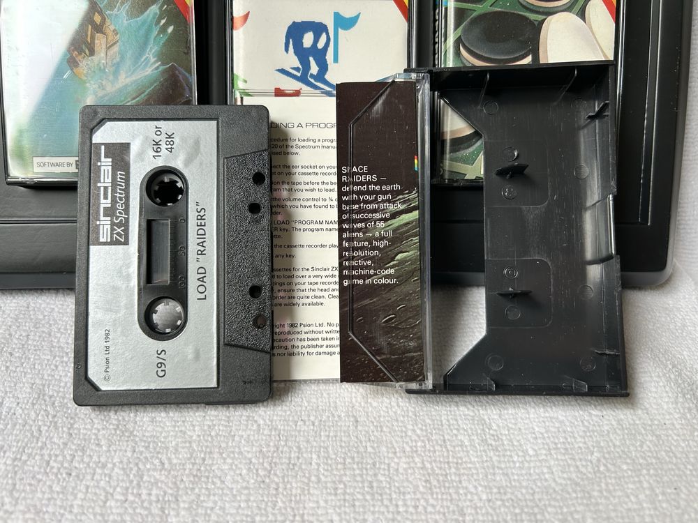 Zestaw ZX SPECTRUM Sinclair dktronics 12 kaset 2 zasilacze