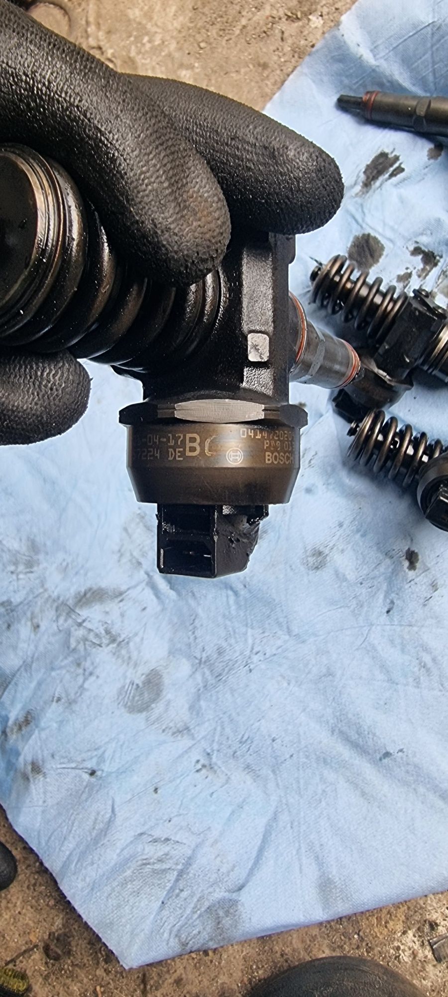 Audi a4 b6 1.9 tdi 130 km 073an Komplet pompowtrysków