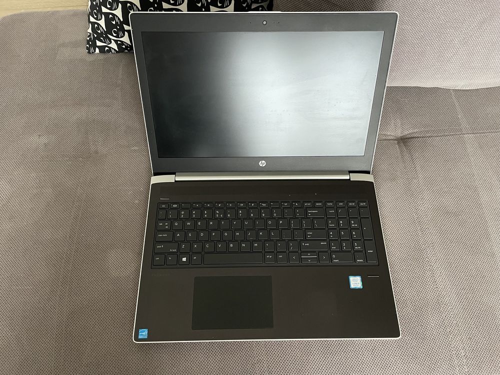 Sprzedam notebook HP 450 G5 i5 8GB RAM SSD