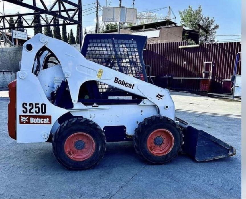 Оренда Bobcat, екскаватор , самосвал