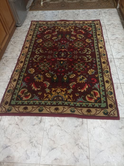 Ковер шерстяной 1.57 х 2 м