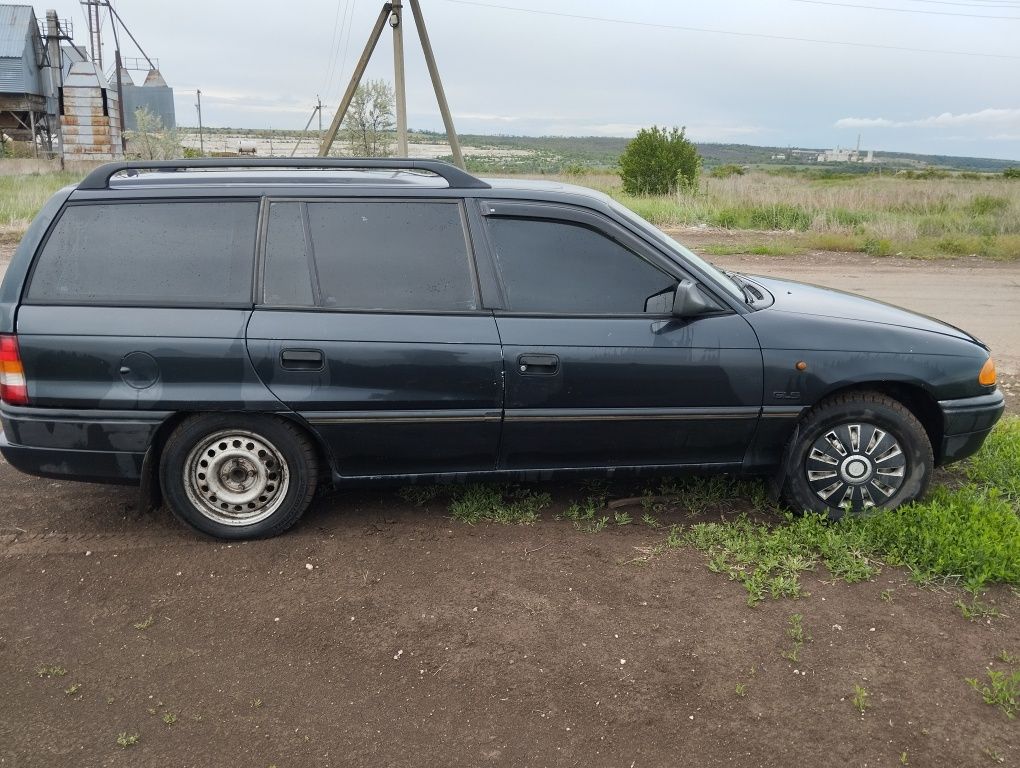 Продам Опель астру