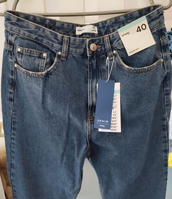 Nowe jeansy mom fit SINSAY