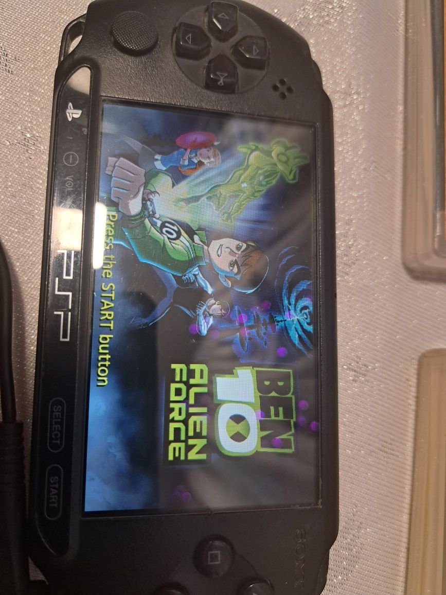 PSP mini , z grami , stan idealny. Wrocław.