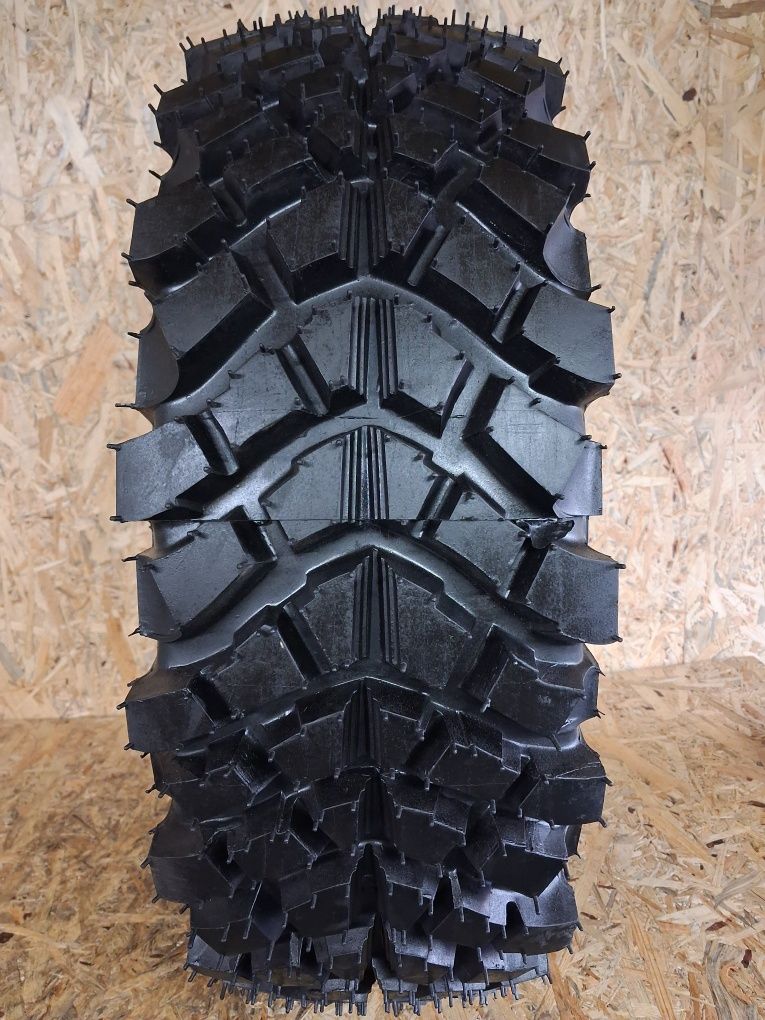 Opony terenowe 225 70 R15 Tracker