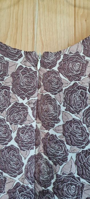 Sukienka XXXL z krótkim rękawem