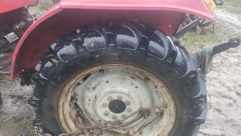 Трактор Mahindra fs240