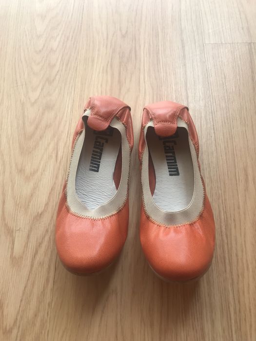 Sabrina em pele cor laranja - Carmim