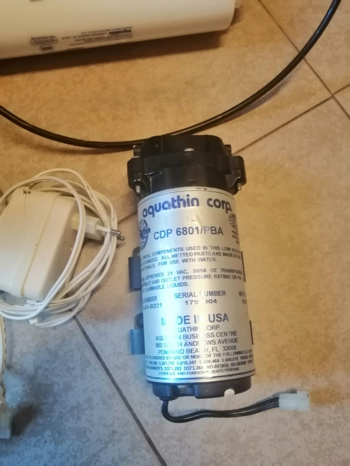 Vendo máquina purificador de água por osmose inversa marca Aquathin