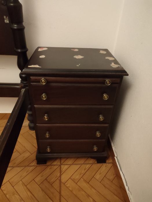 Vendo cama mobília / quarto D. João V